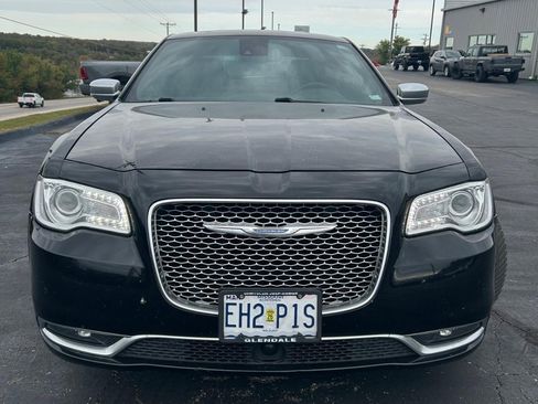 Used 2018 Chrysler 300 C w/ Sun, Sound & Nav Package image 28