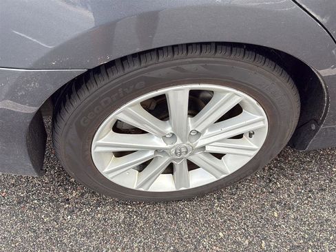 Used 2012 Toyota Camry XLE w/ Convenience Pkg FWD image 10