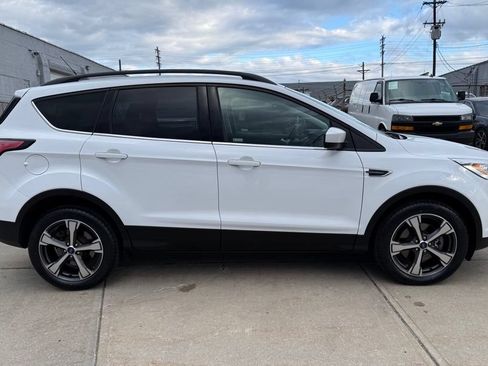 Used 2018 Ford Escape SEL AWD/4WD image 5