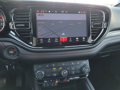 Used 2024 Dodge Durango GT image 22