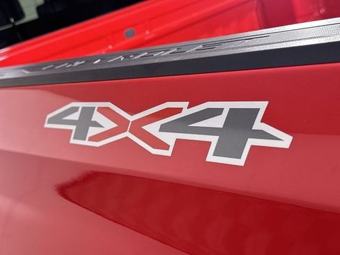 Used 2023 Chevrolet Silverado 1500 Custom AWD/4WD image 33