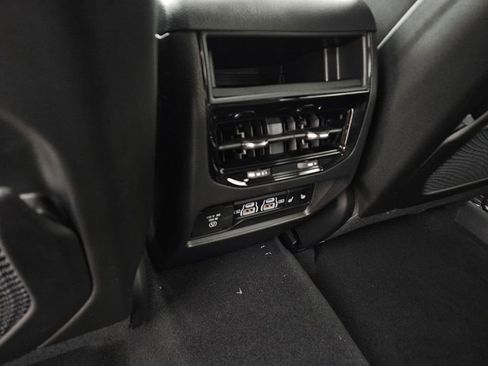 New 2025 Jeep Grand Cherokee Limited w/ Black Appearance Package RWD image 11
