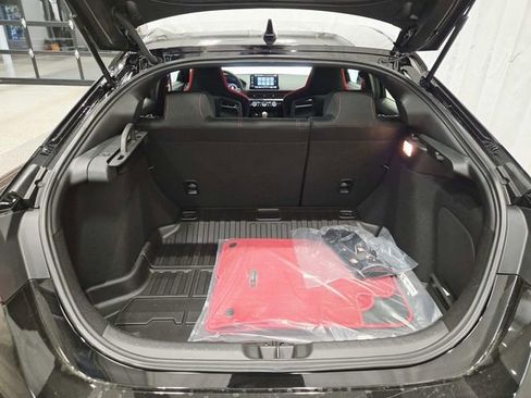 Used 2025 Honda Civic Type R image 10