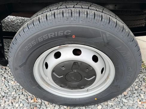 Used 2023 Ford Transit 250 148 High Roof w/ Load Area Protection Package RWD image 29