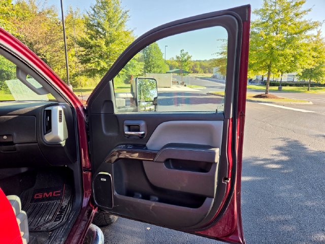 Used 2015 GMC Sierra 1500 SLT w/ SLT Preferred Package AWD/4WD image 20