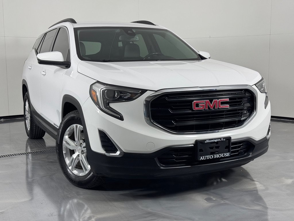 Used 2020 GMC Terrain SLE w/ Driver Convenience Package FWD image 2