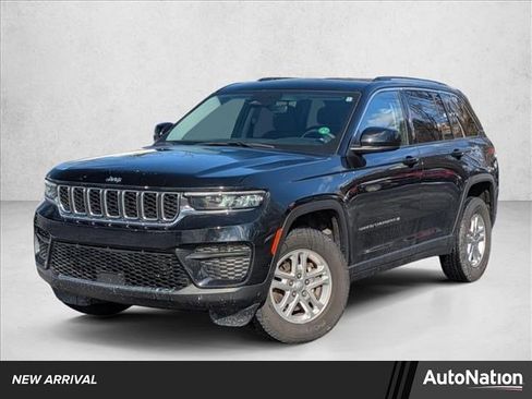Used 2022 Jeep Grand Cherokee Laredo w/ Luxury Tech Group I image 1