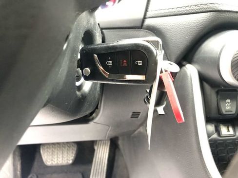 Used 2024 Toyota RAV4 LE FWD image 29
