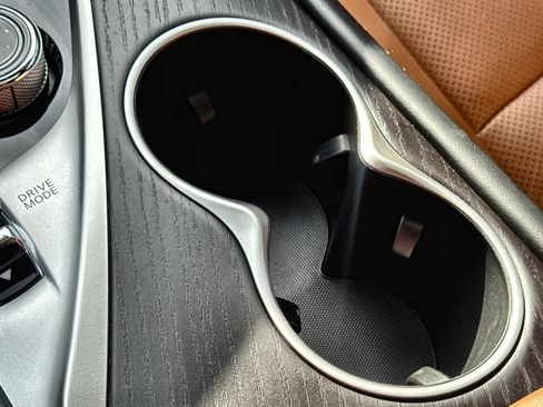 Used 2023 INFINITI Q50 Sensory image 36