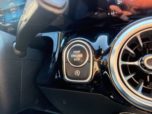 Used 2023 Mercedes-Benz GLA 250 4MATIC image 24