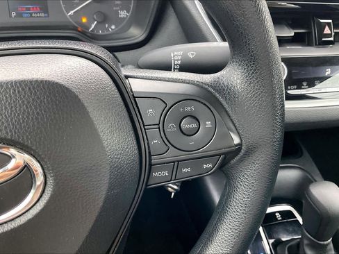 Used 2024 Toyota Corolla LE FWD image 24
