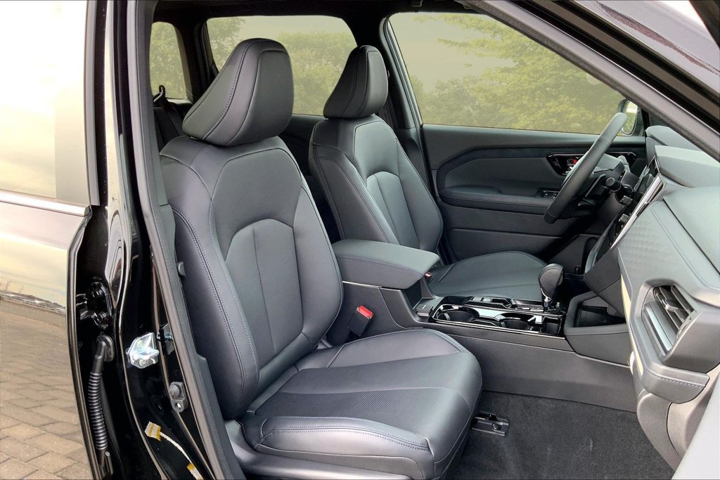 Used 2026 Subaru Forester Limited AWD/4WD image 11