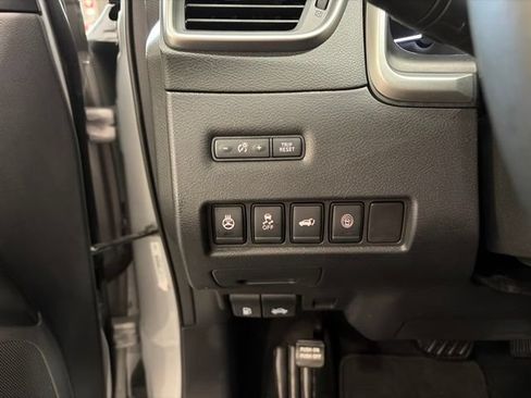 Certified 2020 Nissan Murano SL w/ Moonroof Package AWD/4WD image 17