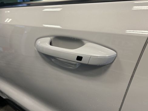 New 2026 Kia Sorento EX AWD/4WD image 9