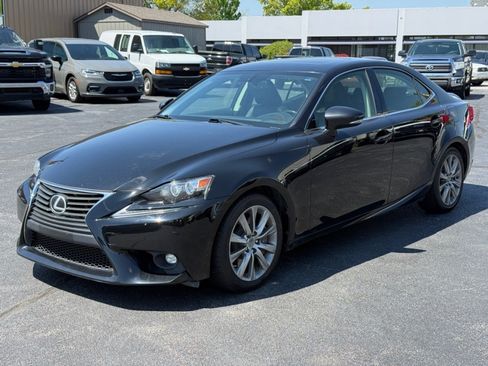 Used 2016 Lexus IS 300 AWD w/ Premium Package image 4