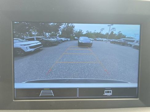 Used 2023 Chevrolet Tahoe LS RWD image 23