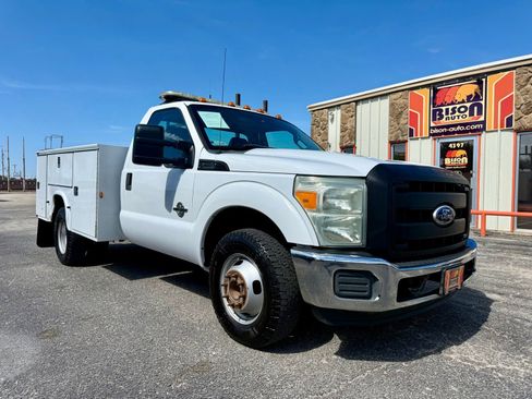Used 2011 Ford F350 XL w/ XL Value Pkg RWD image 1