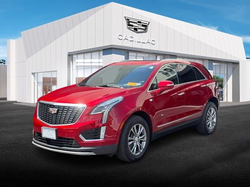 Certified 2023 Cadillac XT5 Premium Luxury w/ Technology Package AWD/4WD image 1