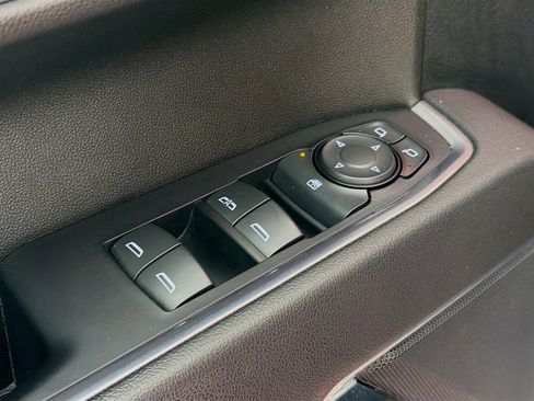 Used 2022 GMC Sierra 1500 Elevation w/ LPO, Elevation Black Package image 19