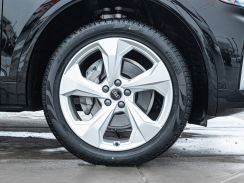 Certified 2025 Audi Q5 2.0T Premium Plus w/ Premium Plus Package image 34