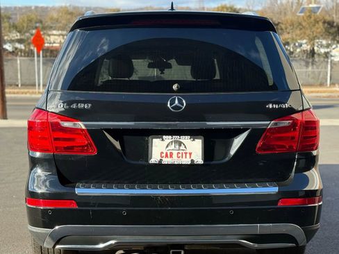 Used 2015 Mercedes-Benz GL 450 4MATIC image 5