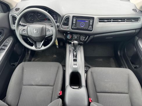 Certified 2018 Honda HR-V LX image 12