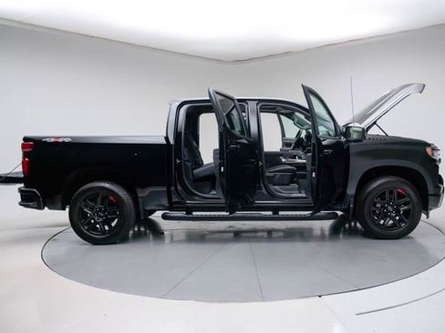 New 2026 Chevrolet Silverado 1500 RST w/ Redline Edition AWD/4WD image 15