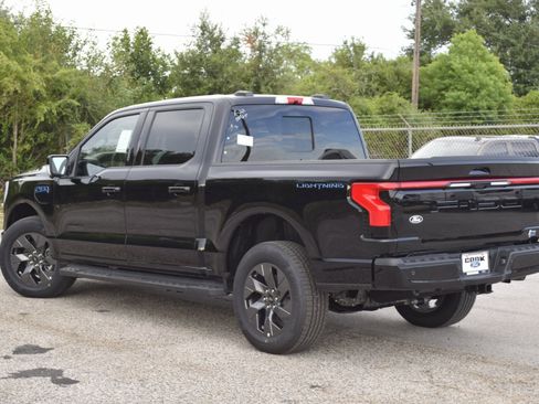 New 2025 Ford F150 Lightning Lariat image 4