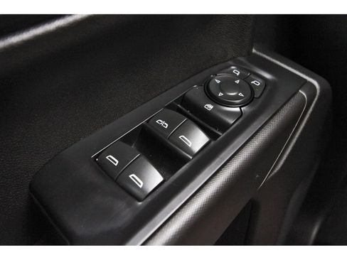 Used 2021 Chevrolet Silverado 1500 Custom AWD/4WD image 23