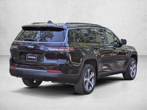 New 2026 Jeep Grand Cherokee L Limited w/ Luxury Tech Group II RWD image 2