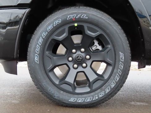 New 2026 RAM 1500 Big Horn AWD/4WD image 17