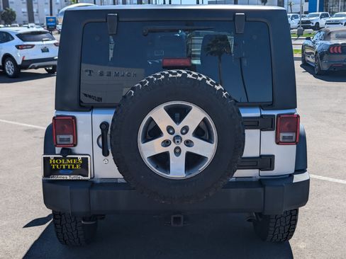 Used 2012 Jeep Wrangler Rubicon w/ Dual Top Group image 3