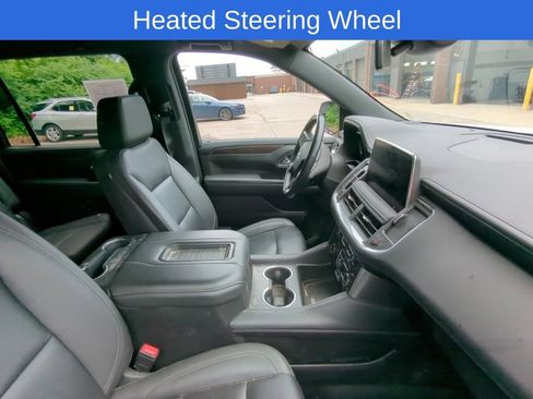 Used 2024 Chevrolet Suburban Z71 w/ Luxury Package AWD/4WD image 12