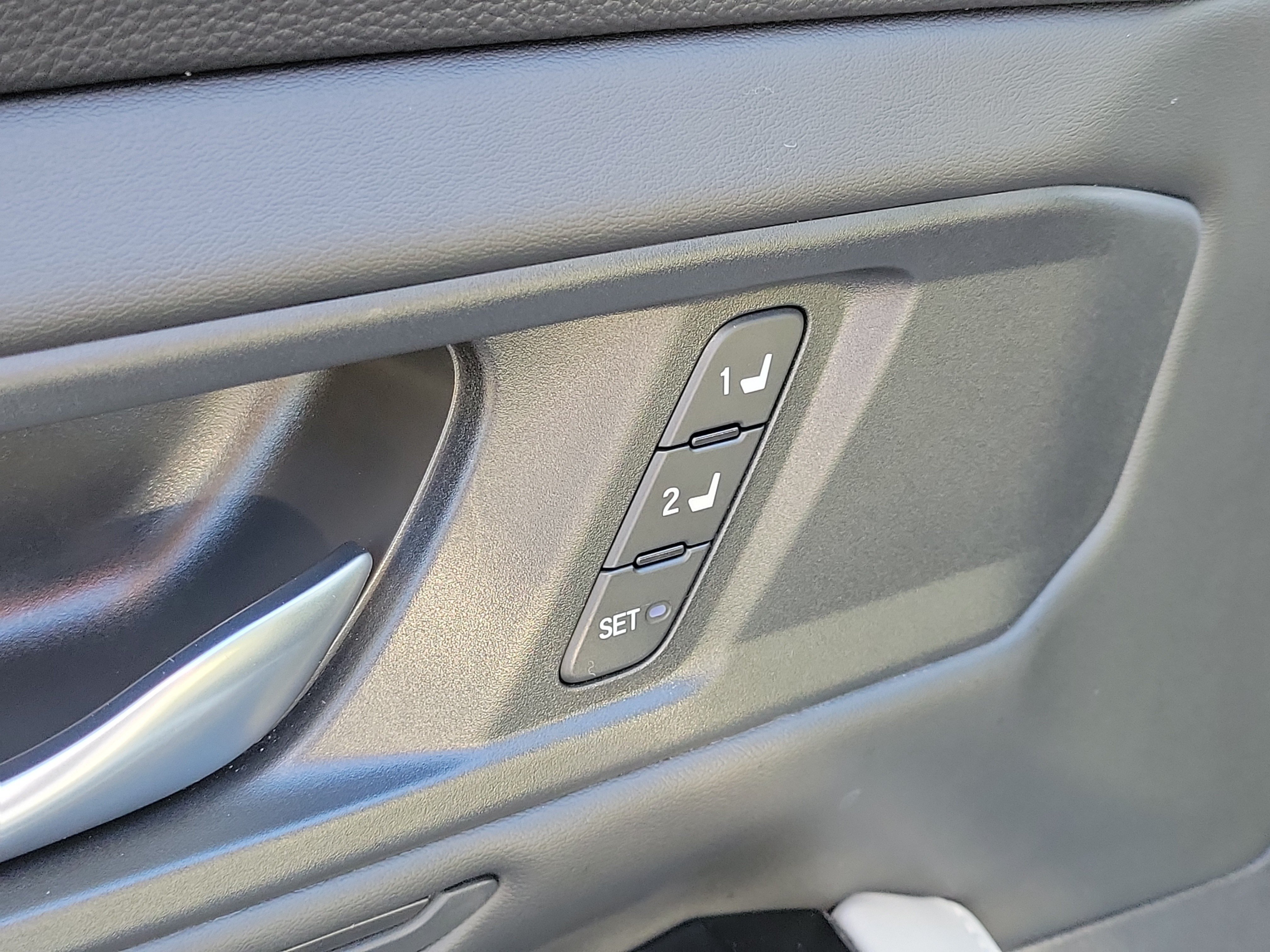 Used 2025 Honda Accord Touring image 18
