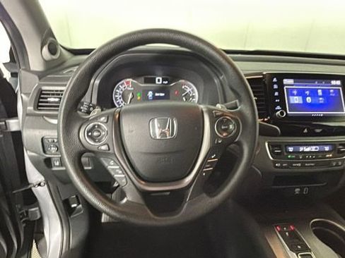 Used 2023 Honda Ridgeline Sport image 14