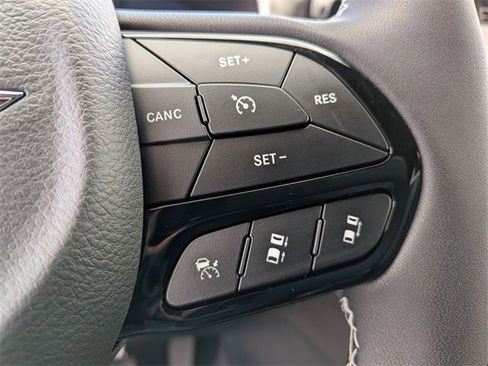 New 2026 Chrysler Pacifica Select w/ S Appearance Package image 18