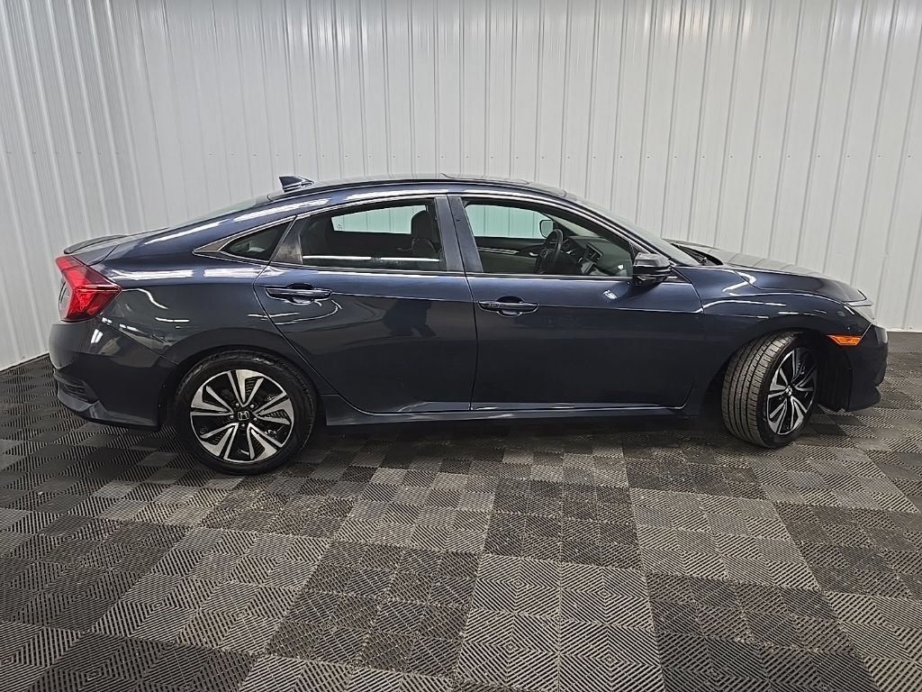 Used 2016 Honda Civic EX-T image 2