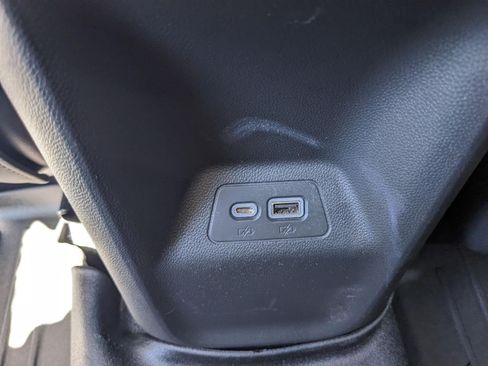 Used 2023 Buick Envision Essence w/ Sport Touring Package AWD/4WD image 34