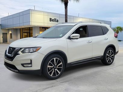 Certified 2019 Nissan Rogue SL w/ Premium Package