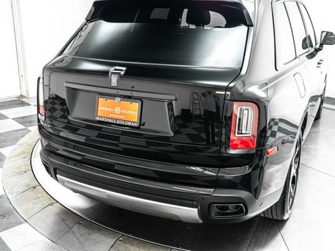 Used 2023 Rolls-Royce Cullinan Black Badge w/ Driver's Package AWD/4WD image 49