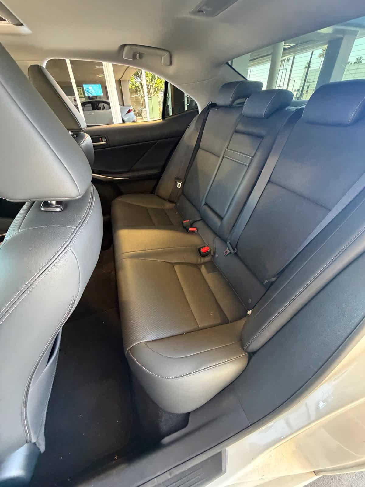 Used 2017 Lexus IS 200t w/ Navigation System Package RWD image 18