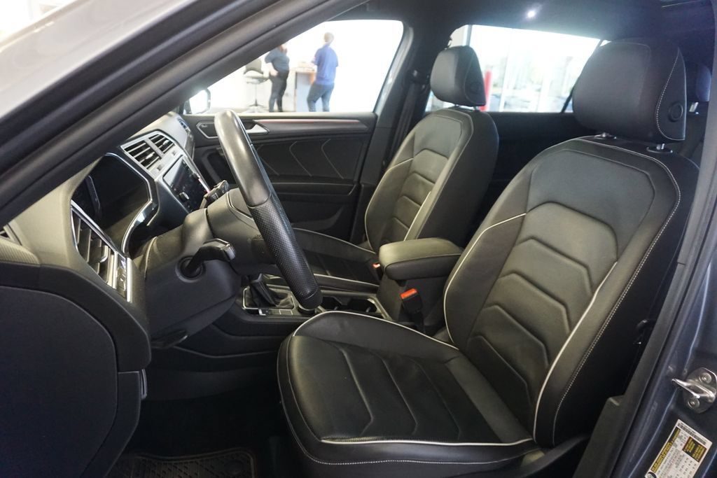 Used 2022 Volkswagen Tiguan SEL R-Line AWD/4WD image 20