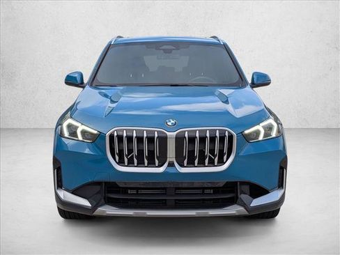 Used 2025 BMW X1 xDrive28i AWD/4WD image 2