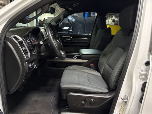 Used 2019 RAM 1500 Big Horn image 17