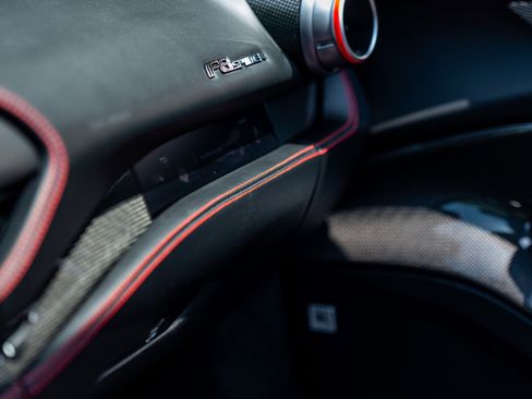 Used 2022 Ferrari F8 Tributo RWD image 26