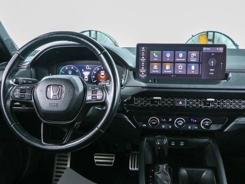 Used 2023 Honda Accord Sport image 17