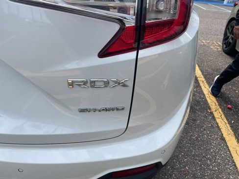 Used 2020 Acura RDX w/ Technology Package image 4
