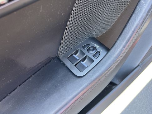 Used 2014 Jaguar F-TYPE S image 15