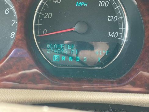 Used 2006 Buick Lucerne CXL w/ Luxury Package image 38