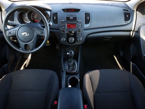 Used 2012 Kia Forte EX image 2